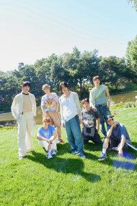 Riize “Memories,,