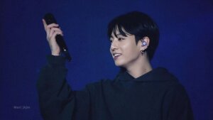Jungkook “Still With You,,