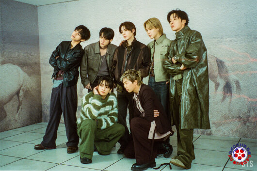 BTS "Merry go round,,